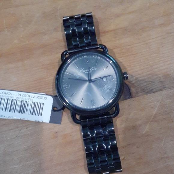 Kenneth Cole Watch😀😀😀HOSTESS PICK 07132021 - Picture 3 of 5